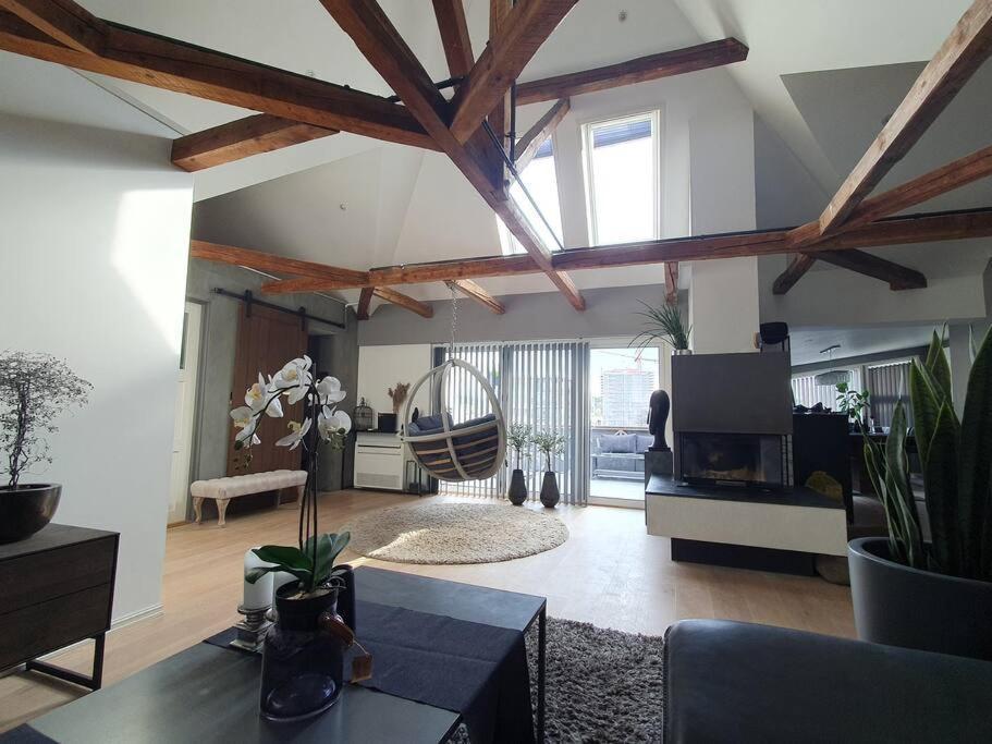 Modern Loftsleilighet Фредрикщат Екстериор снимка